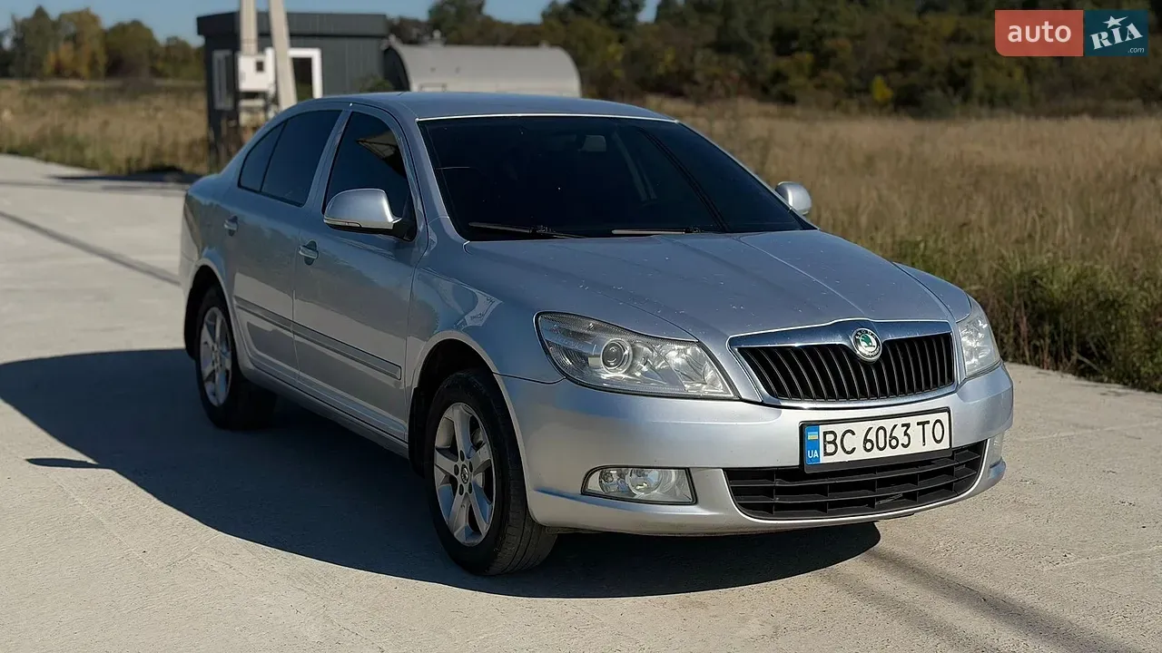 Skoda Octavia 2011 photo 3