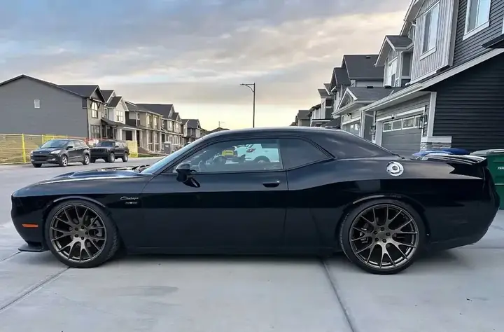 Dodge Challenger 2015 photo 2