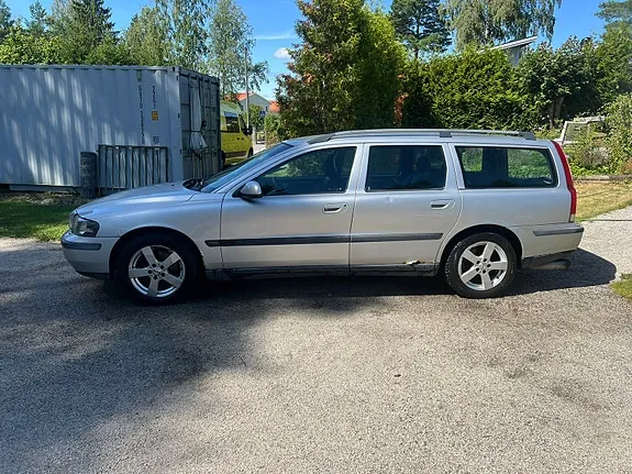 Volvo V70 2002 photo 3