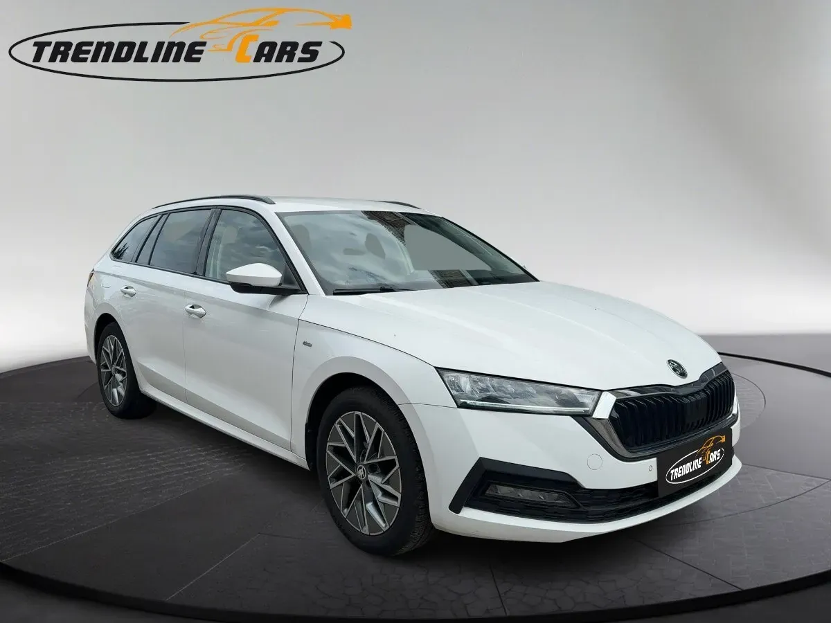 Skoda Octavia 2023 photo 2