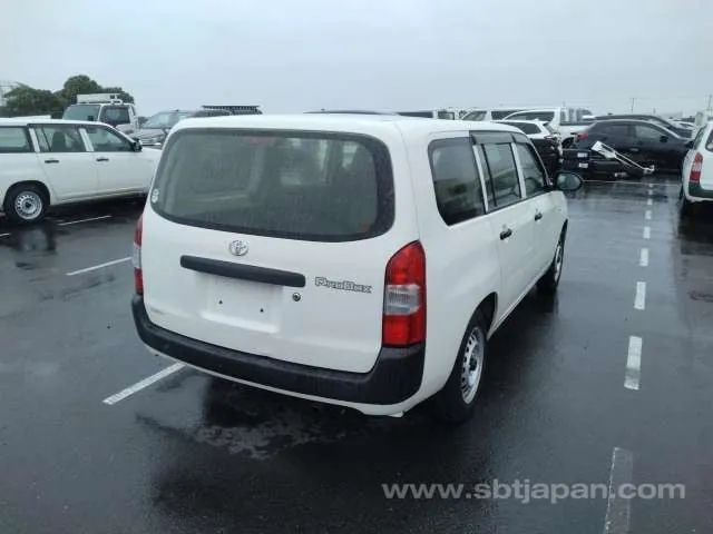 Toyota Probox Van 2021 photo 4