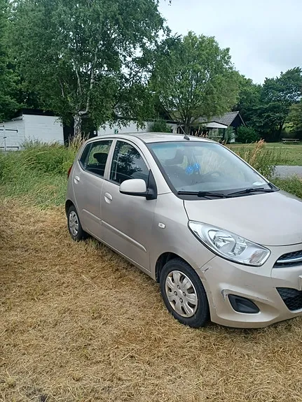 Hyundai I10 2011 photo 2