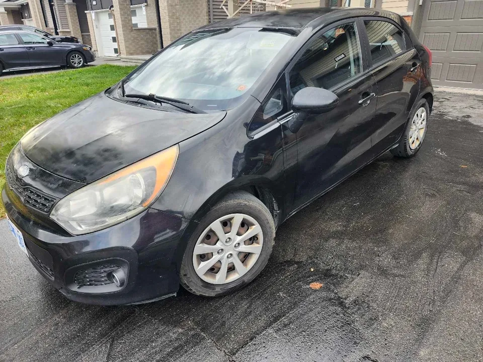 Kia Rio 2013 photo 2