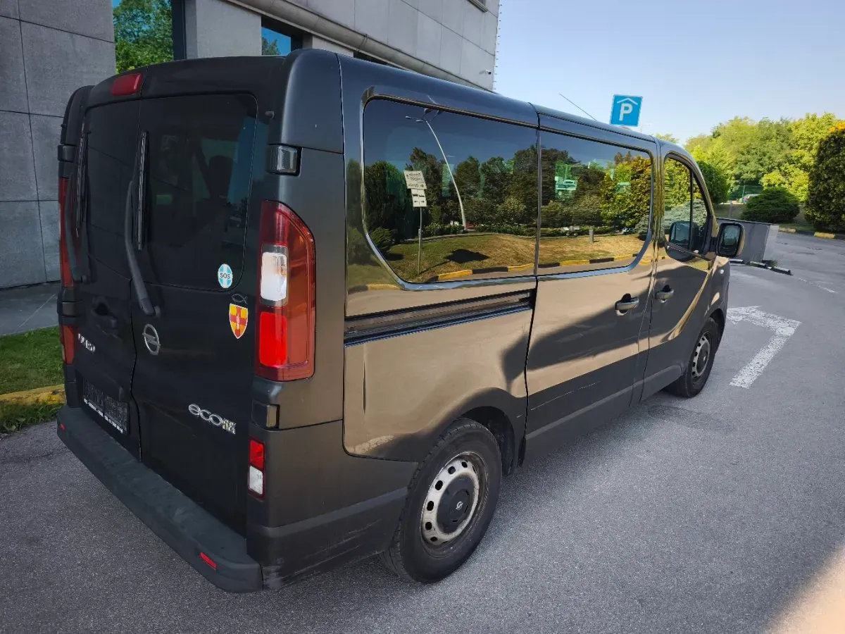 Opel Vivaro 2017 photo 3