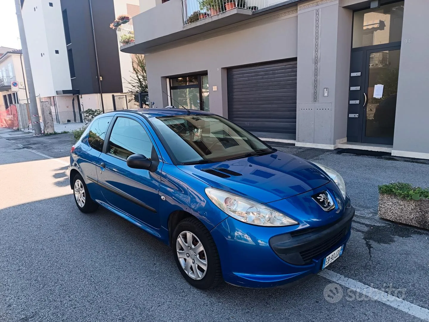Peugeot 206 2010 photo 3