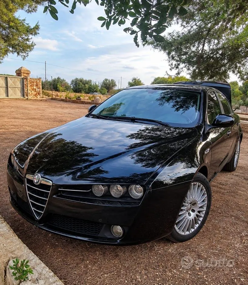 Alfa Romeo 159