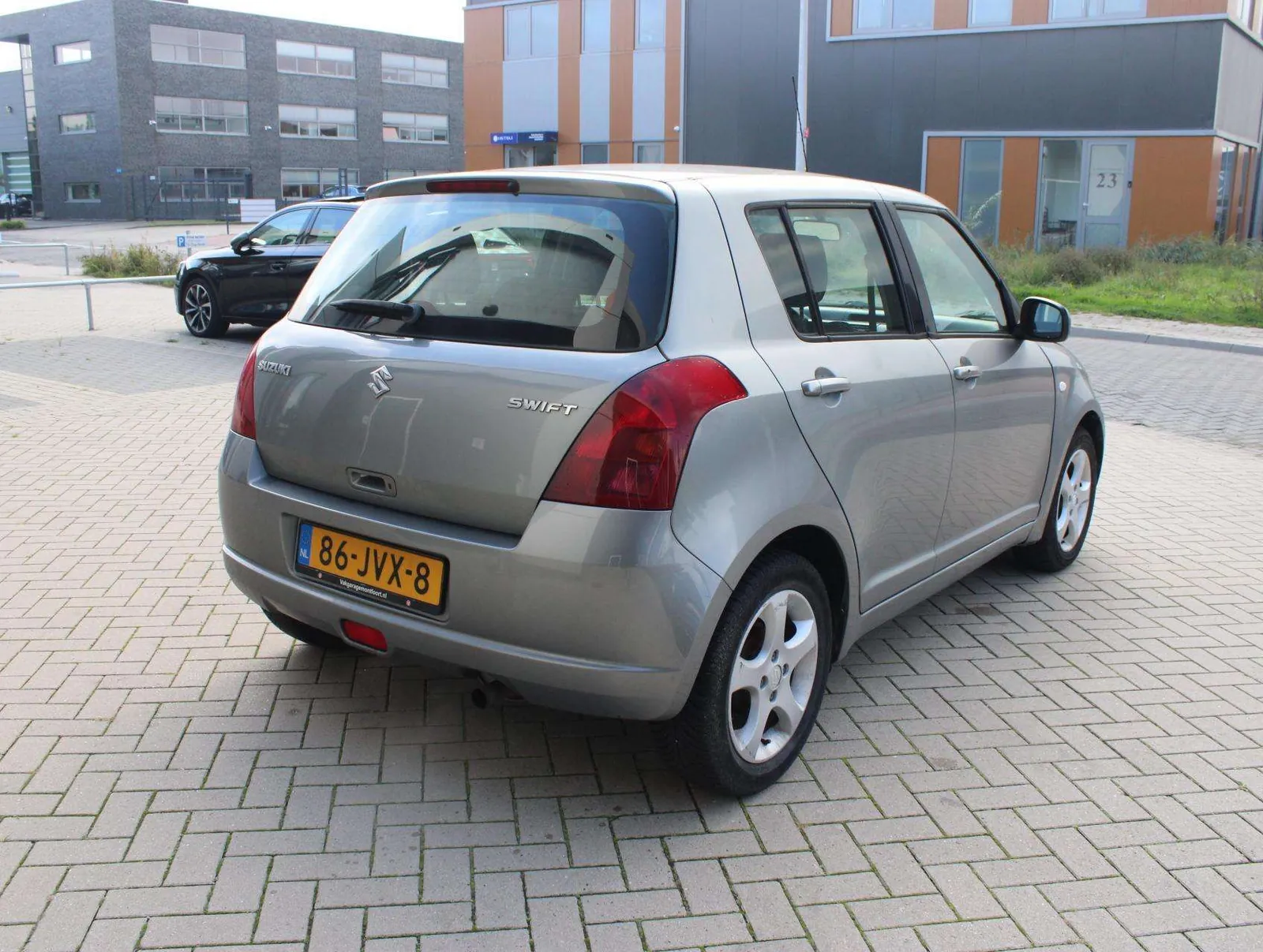 Suzuki Swift 2007 photo 5