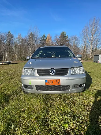 Volkswagen Polo 2001 photo 2