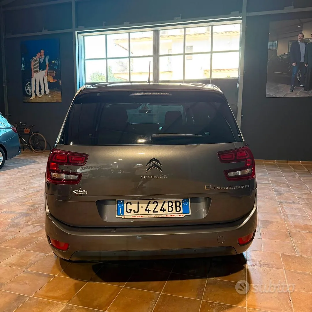 Citroen Grand C4 Spacetourer 2022 photo 4