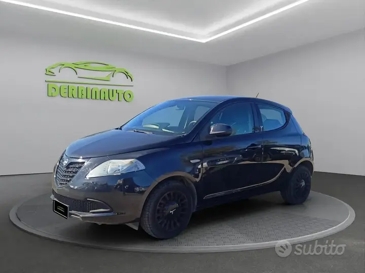 Lancia Ypsilon