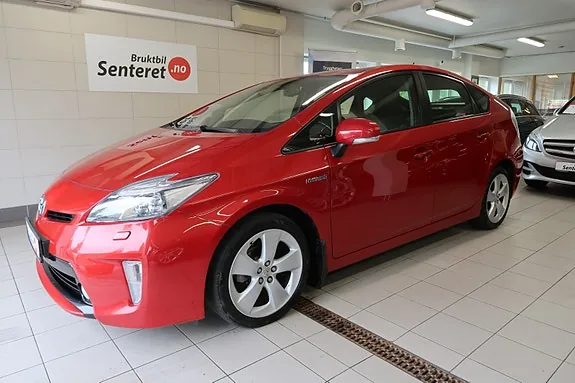 Toyota Prius 2014 photo 2