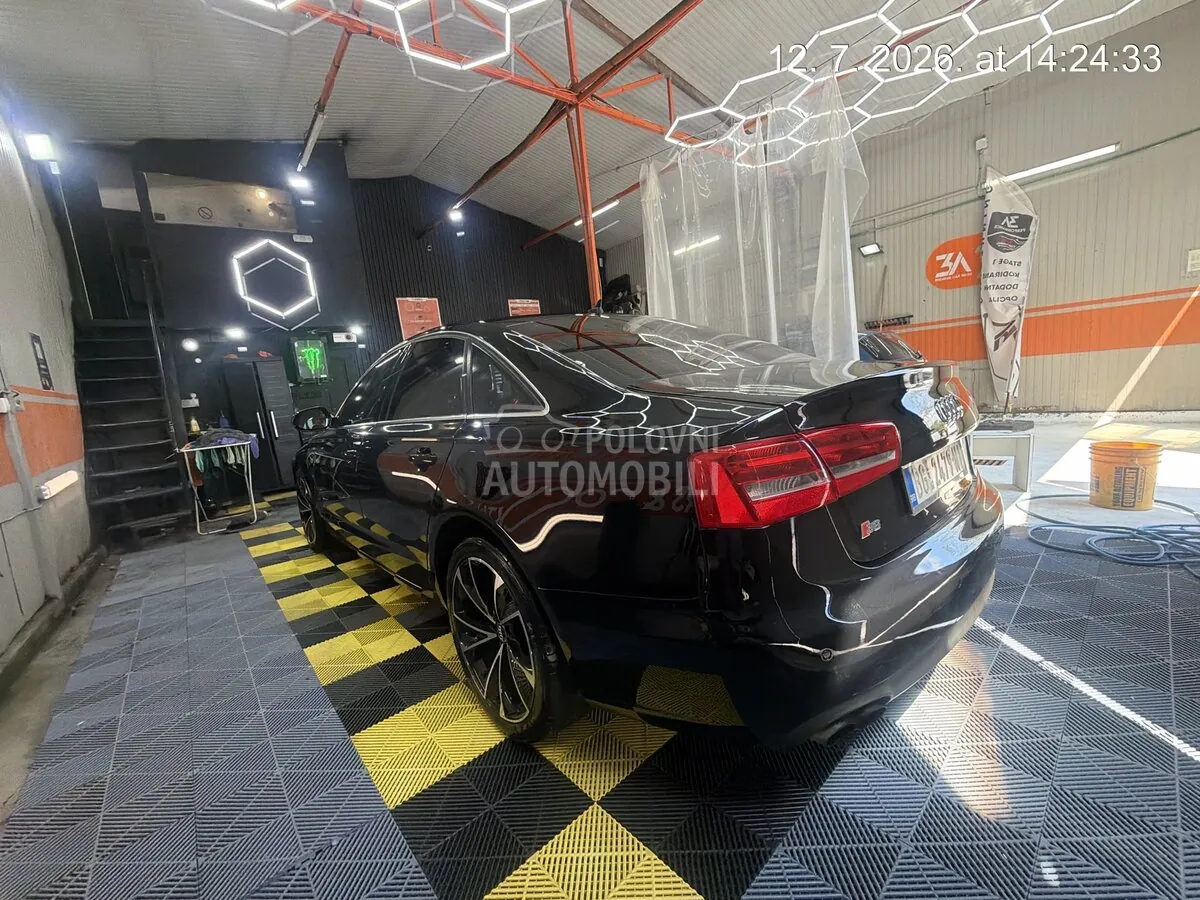 Audi A6 2011 photo 5