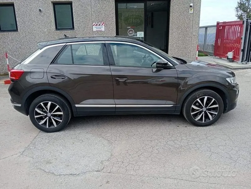 Volkswagen T-Roc 2019 photo 4