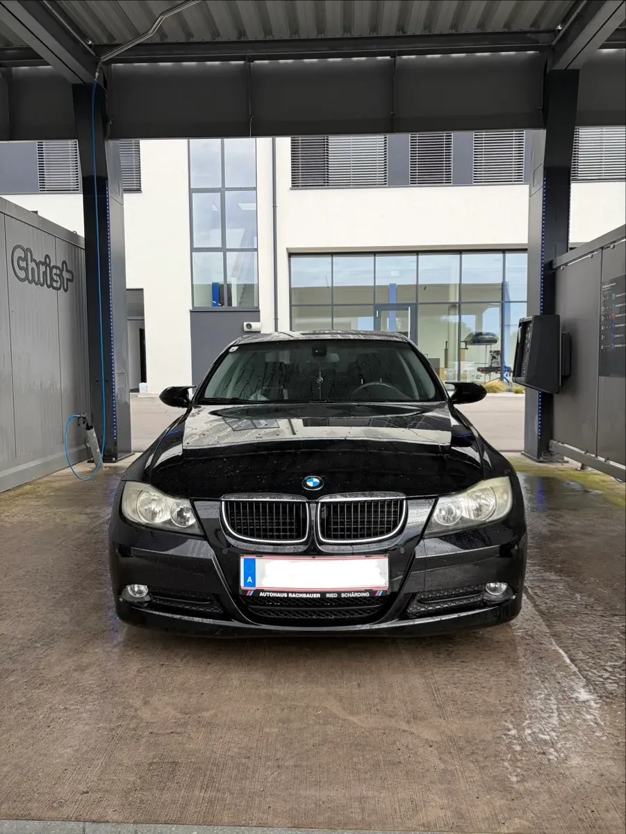 BMW 3 Series 2008 photo 2