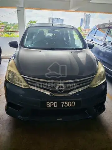 Nissan Grand Livina