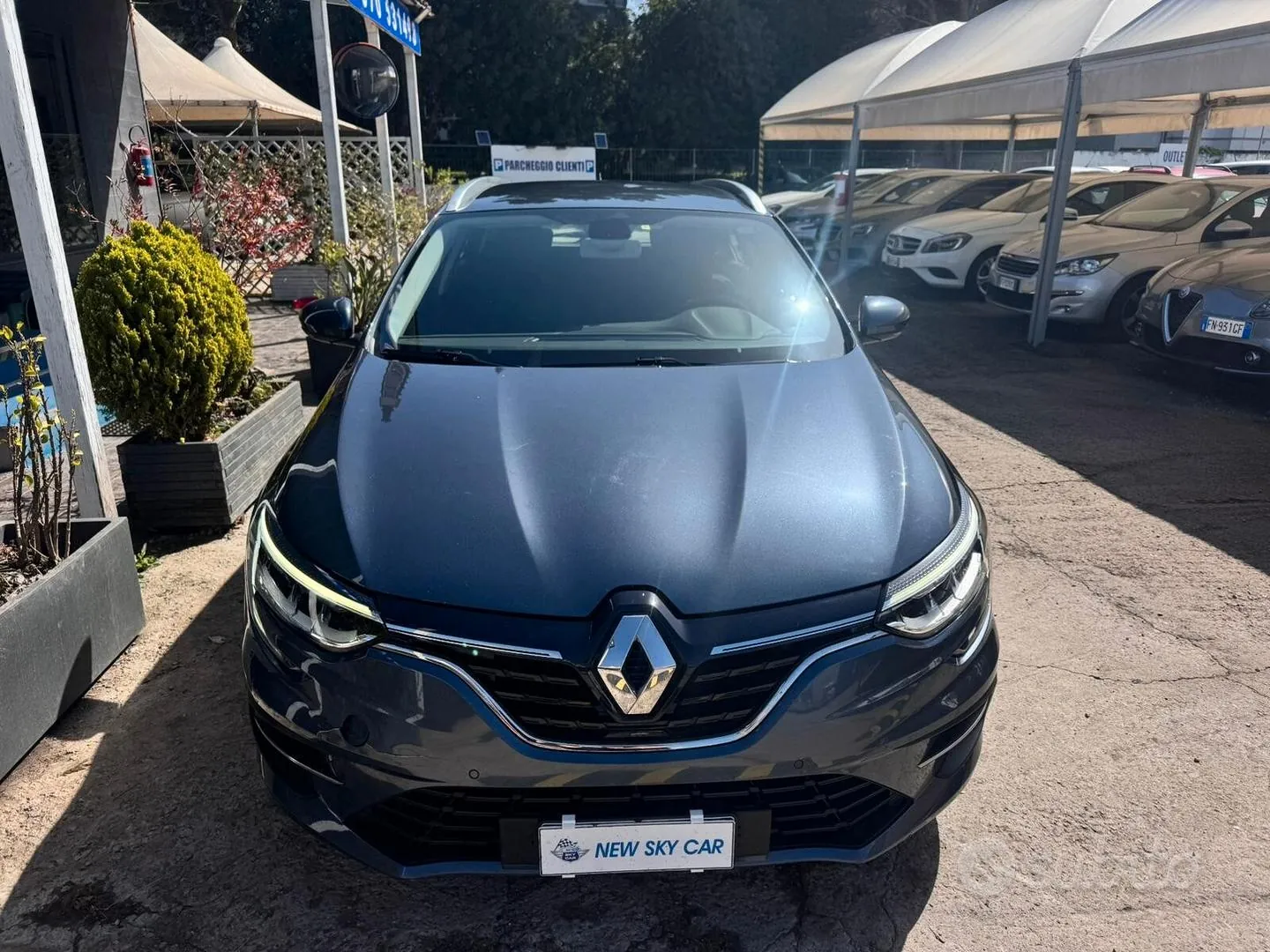 Renault Megane 2022 photo 2