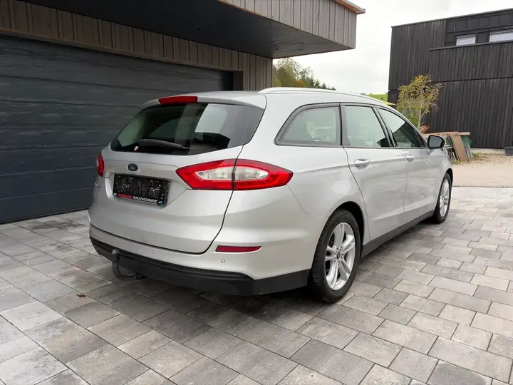 Ford Mondeo 2017 photo 3