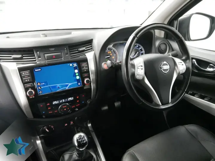 Nissan Navara 2021 photo 4