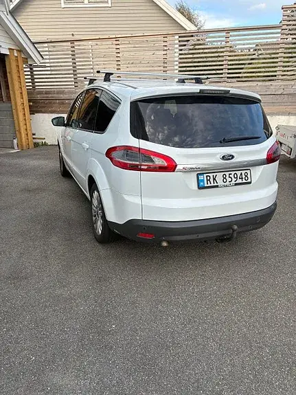 Ford S-Max 2014 photo 5