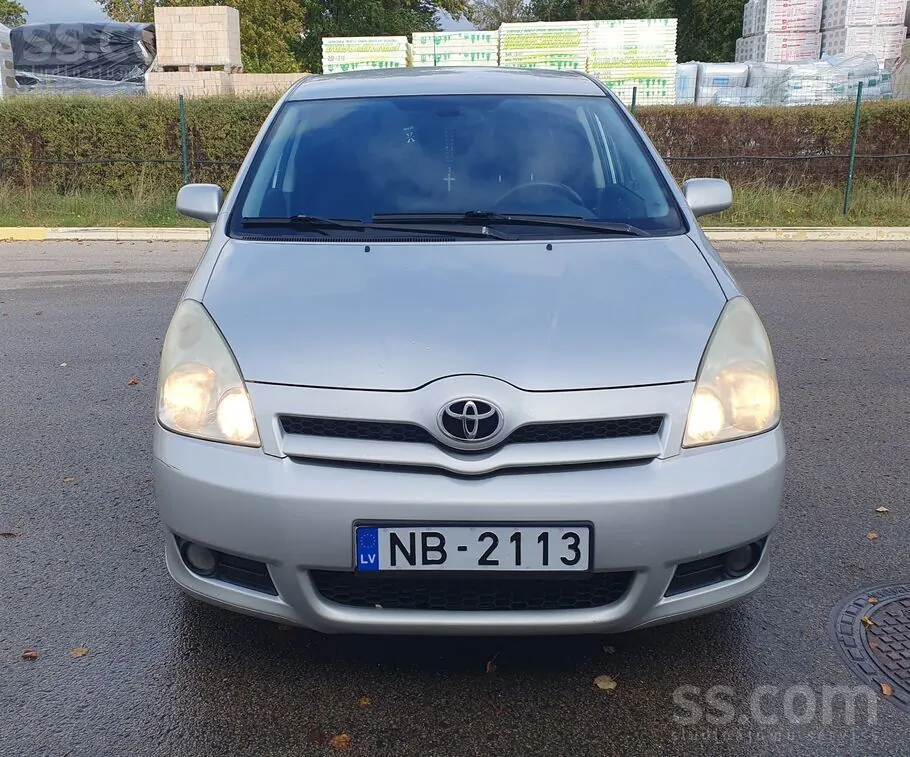 Toyota Corolla Verso 2007 photo 5