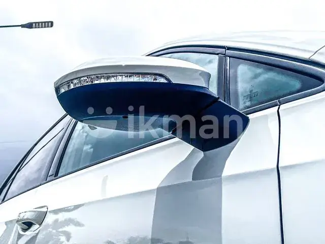 Volkswagen Golf 2023 photo 4