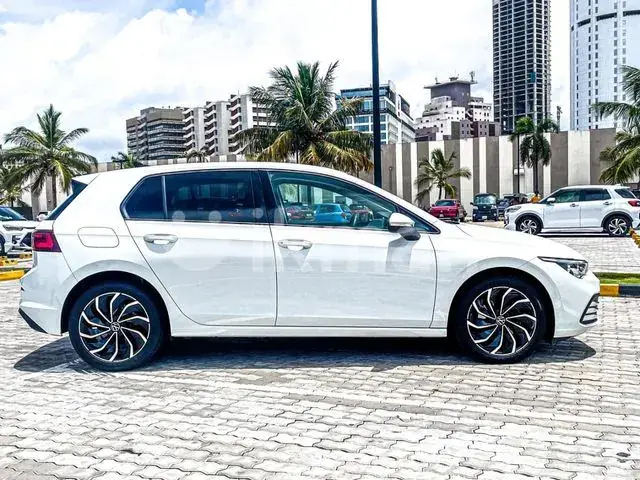 Volkswagen Golf 2023 photo 5