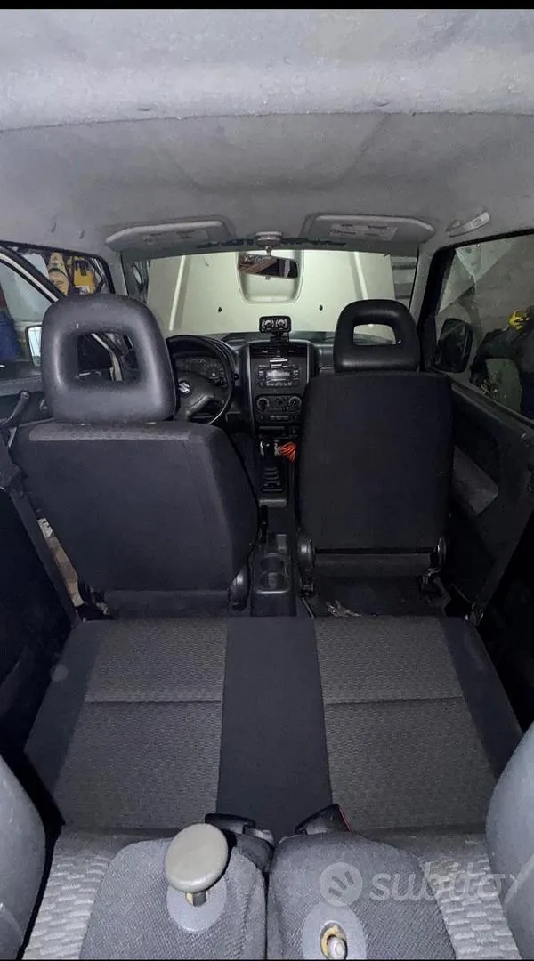 Suzuki Jimny 2005 photo 5