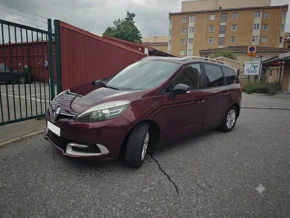 Renault Grand Scenic 2015 photo 2
