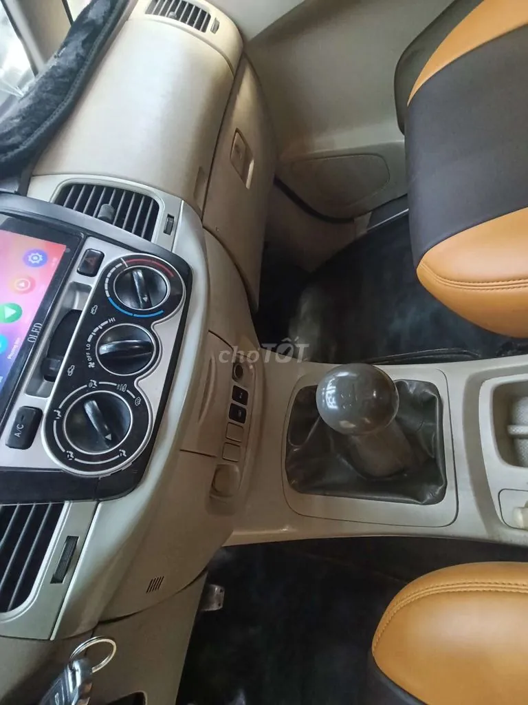 Toyota Innova 2006 photo 4