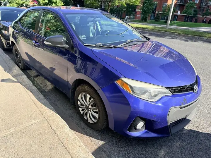 Toyota Corolla 2015 photo 2