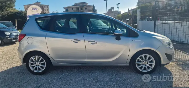 Opel Meriva 2012 photo 5