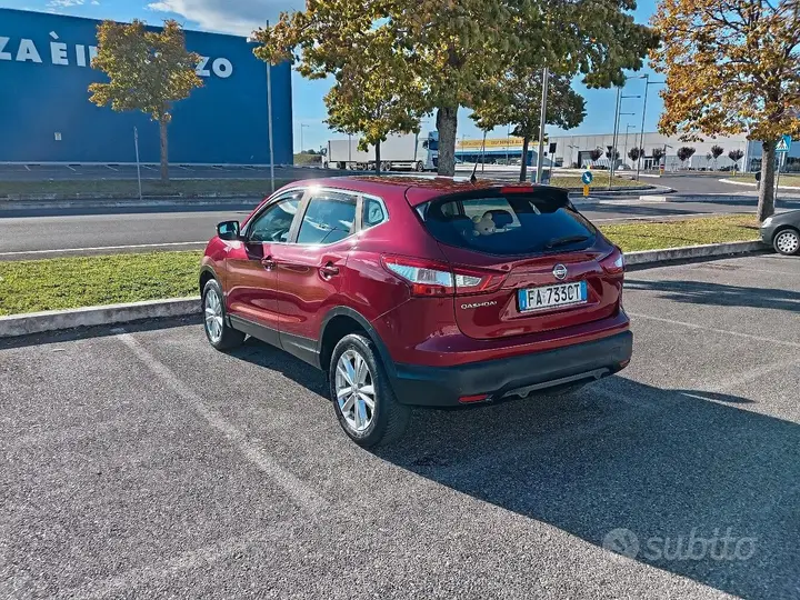 Nissan Qashqai 2015 photo 3