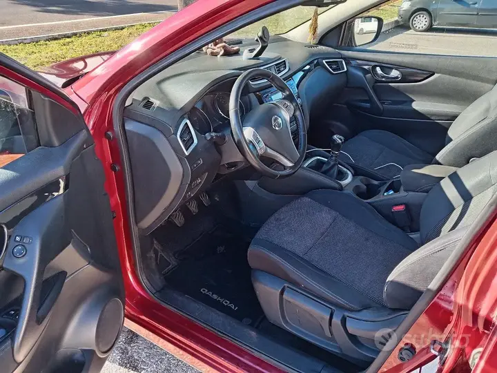 Nissan Qashqai 2015 photo 5