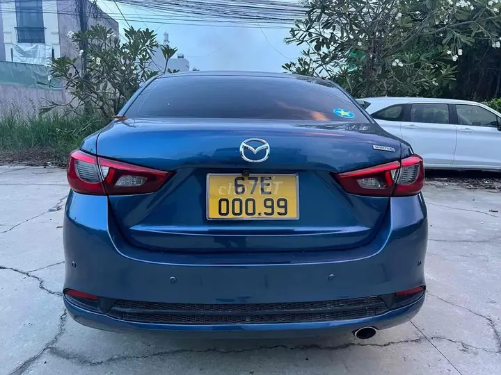 Mazda 2 photo 4