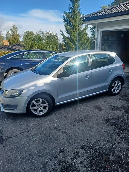 Volkswagen Polo 2012 photo 3
