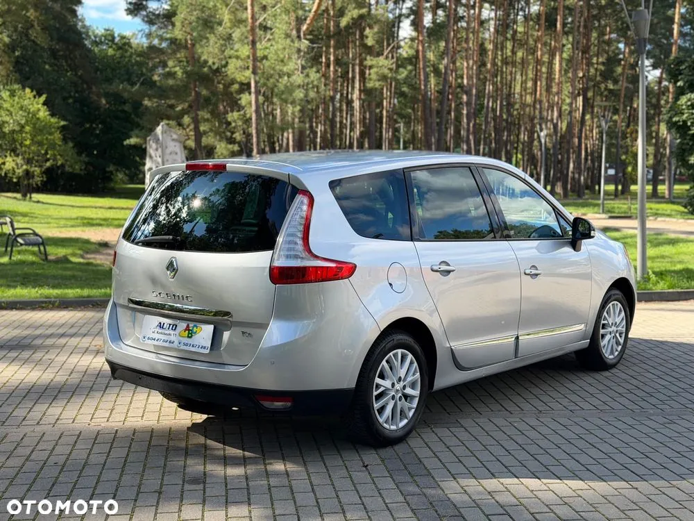 Renault Grand Scenic 2015 photo 5