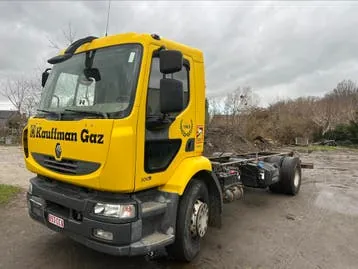 Renault Midlum