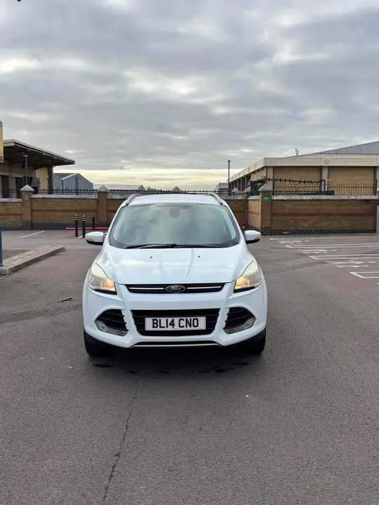 Ford Kuga 2014 photo 3