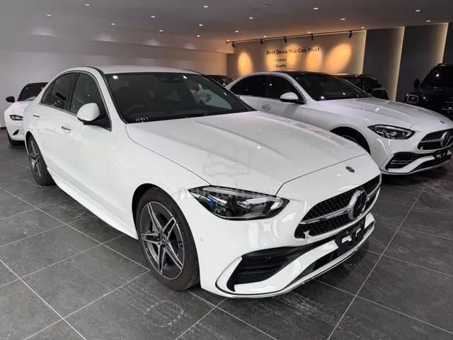 Mercedes-Benz C200
