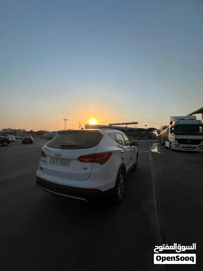 Hyundai Santa Fe 2015 photo 3
