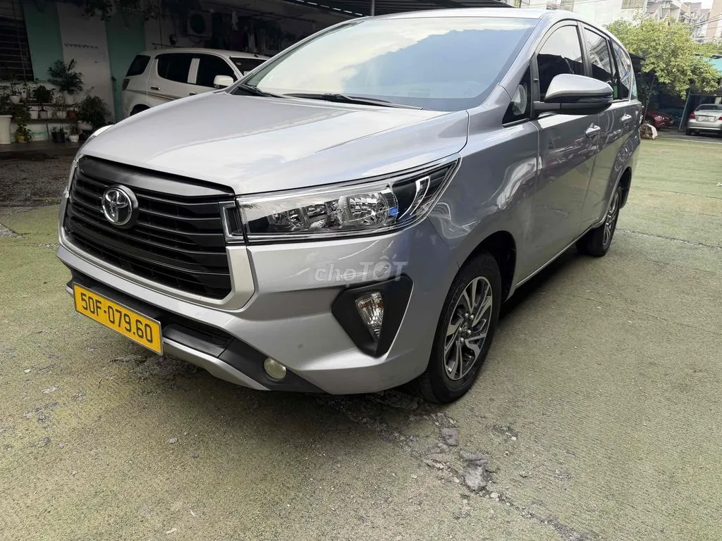 Toyota Innova 2022 photo 3