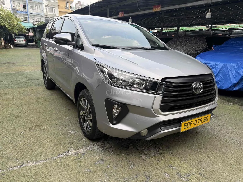 Toyota Innova 2022 photo 2