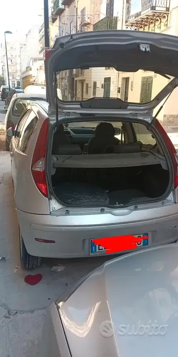 Fiat Punto 2010 photo 4