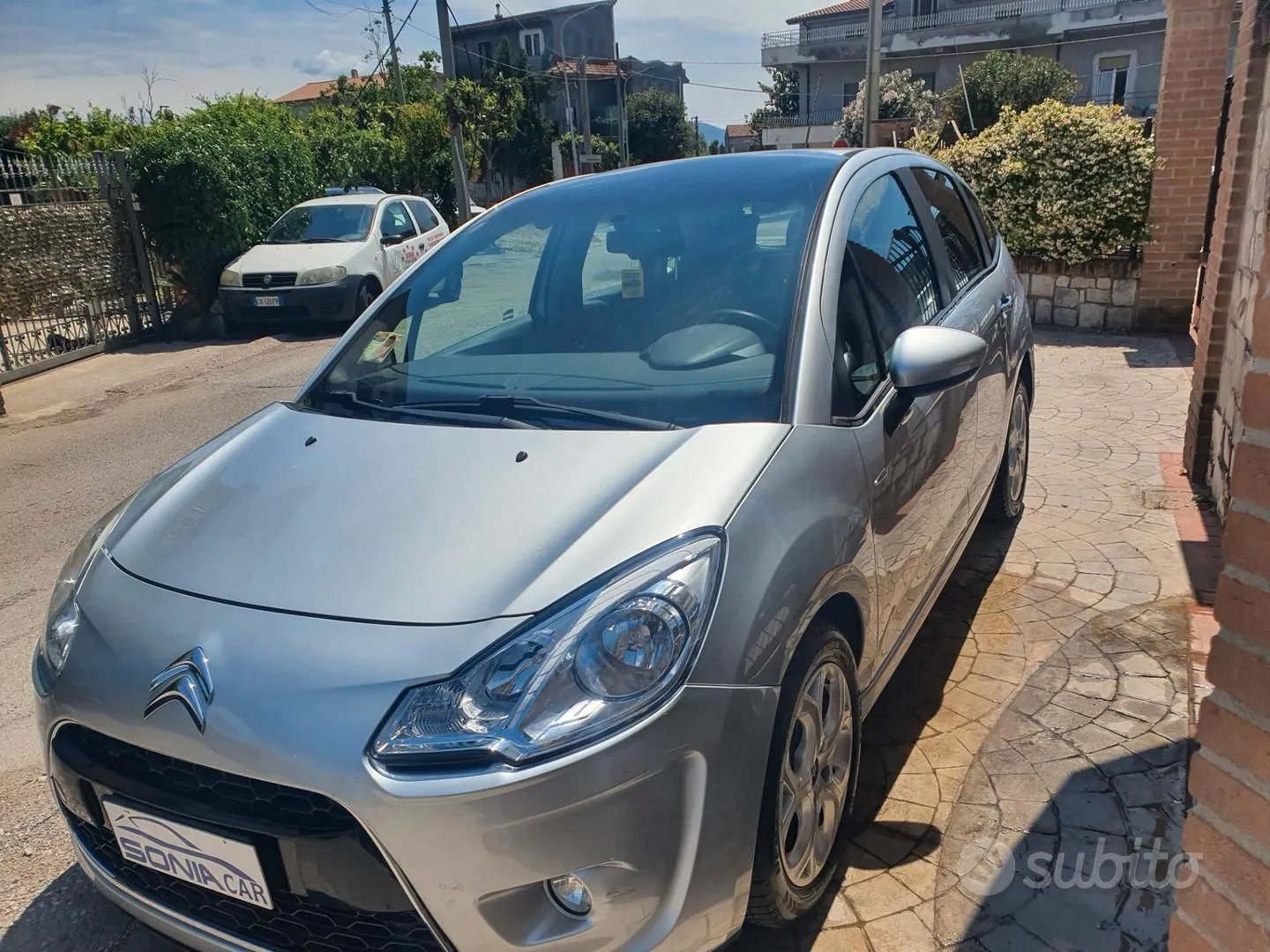 Citroen C3 2013 photo 3