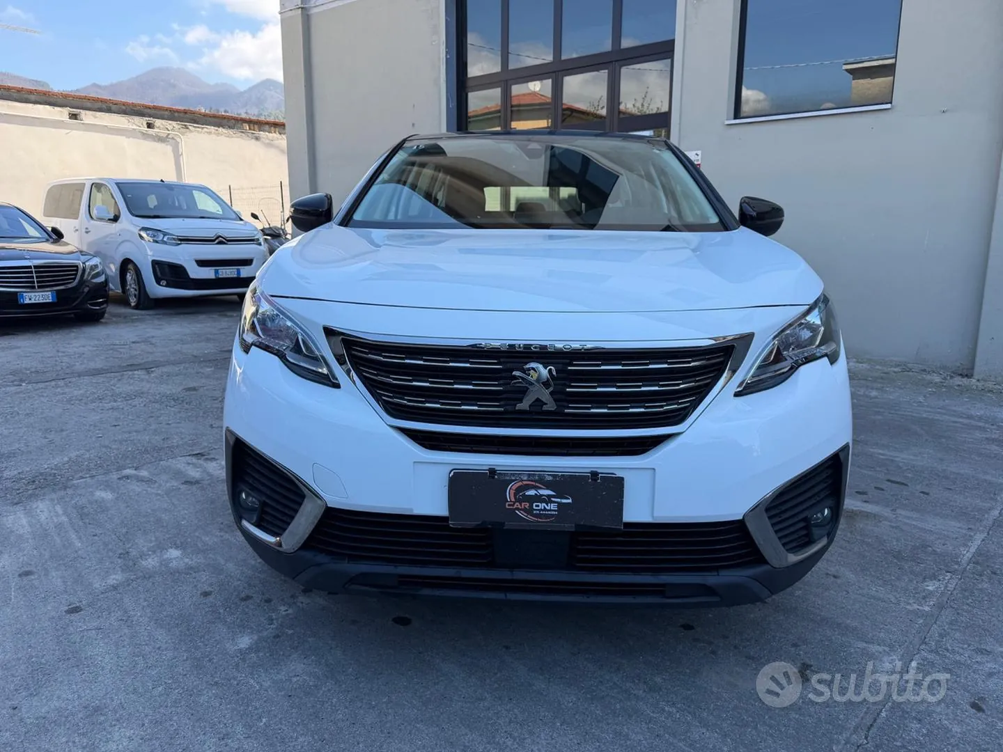 Peugeot 5008 2019 photo 3