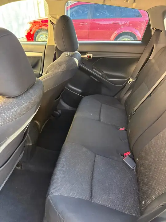 Pontiac Vibe 2009 photo 4