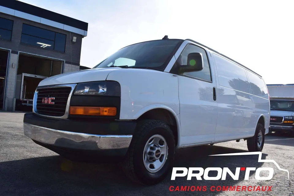 GMC Savana 2500 2020 photo 2