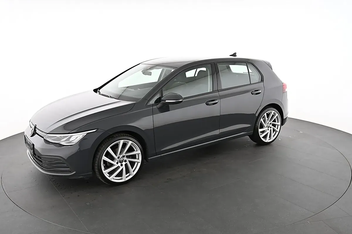 Volkswagen Golf 2023 photo 3