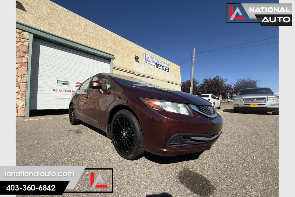 Honda Civic 2013 photo 2