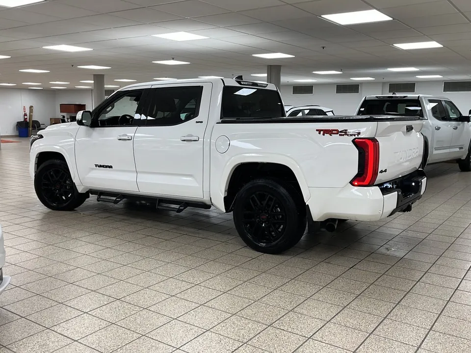 Toyota Tundra 2023 photo 3